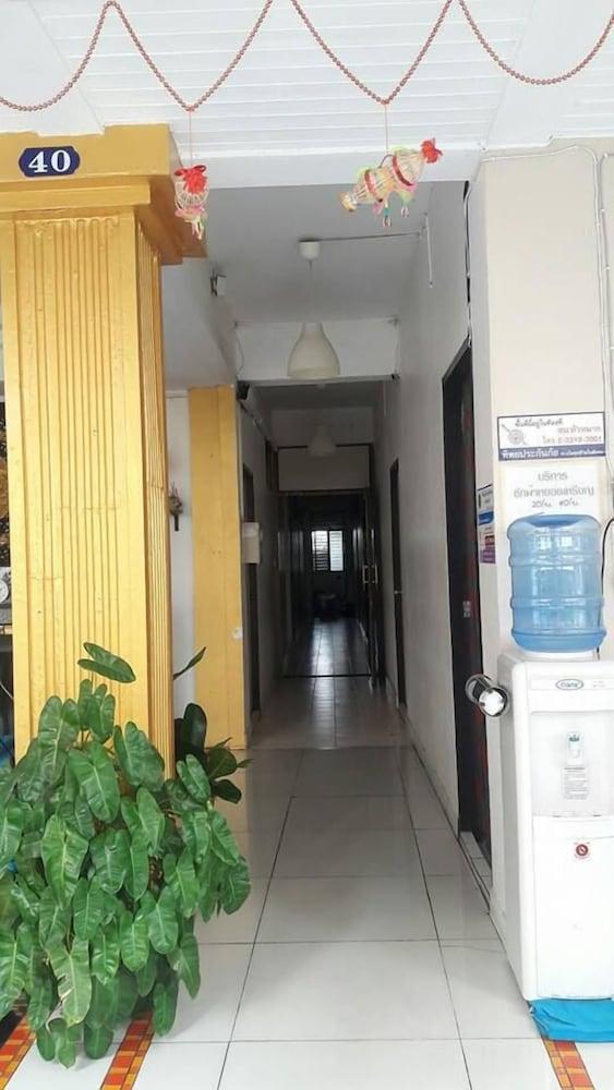 Md Rose Apartment Бангкок Екстер'єр фото