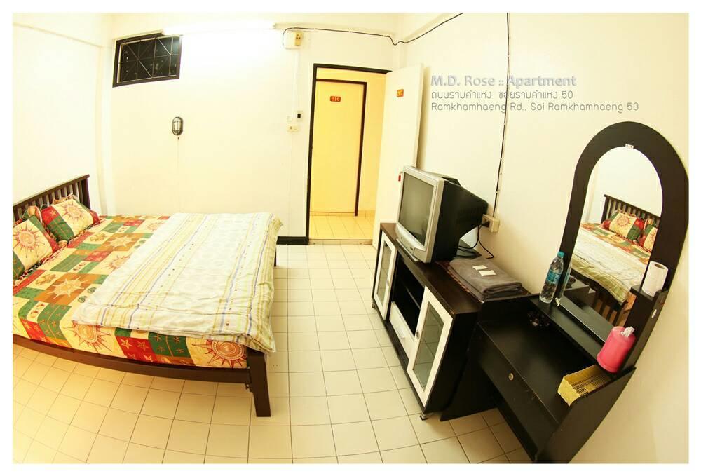Md Rose Apartment Бангкок Екстер'єр фото